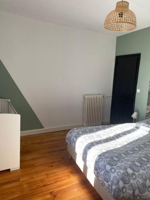 Gite De Tom Et Mag Classe 3 * Clevacances Villa Pontgibaud Dış mekan fotoğraf